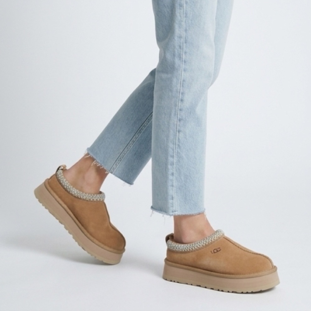 UGG Tazz platform slippers